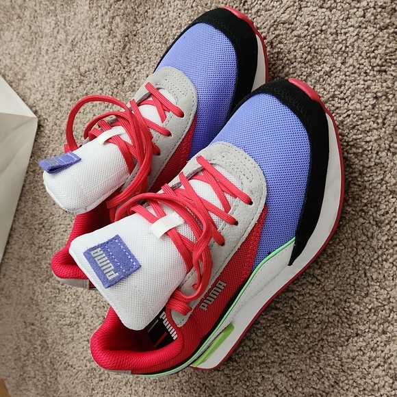 Worn twice PUMA Future Rider Double BG Sneakers 381684-01 Black/White/Pink - Picture 9 of 9